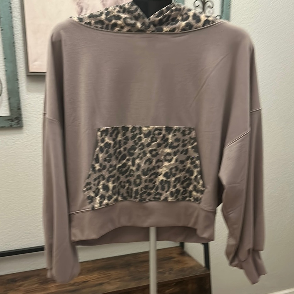 Zenana Outfitters Mauve Hoodie with Leopard Accent